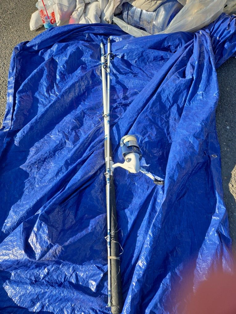 Okuma Fishing Pole