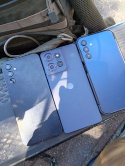 3 frp. Locked phones....locked...2 Samsung phones. 1 total wireless