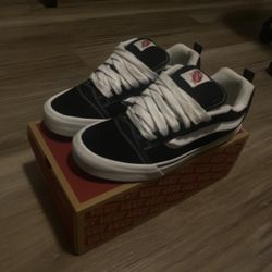 Knu Skool Vans Size 10