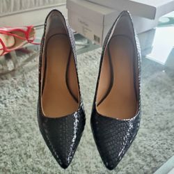 Calvin Klein Size 11