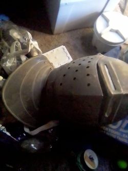 Mideaval frog mouth joisting helmet