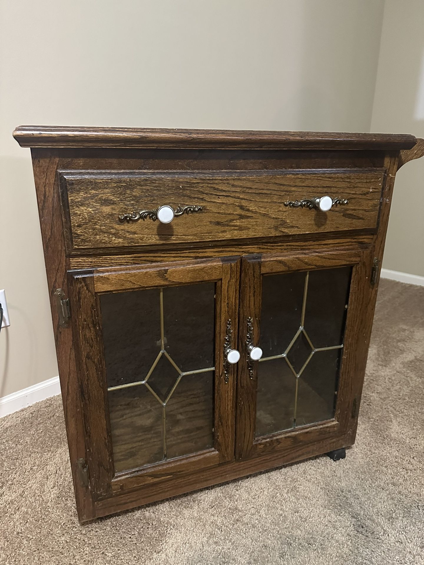 Cart / Cabinet