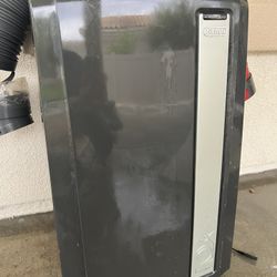 WALL AC UNIT EXCELLENT WORKING CONDITION 