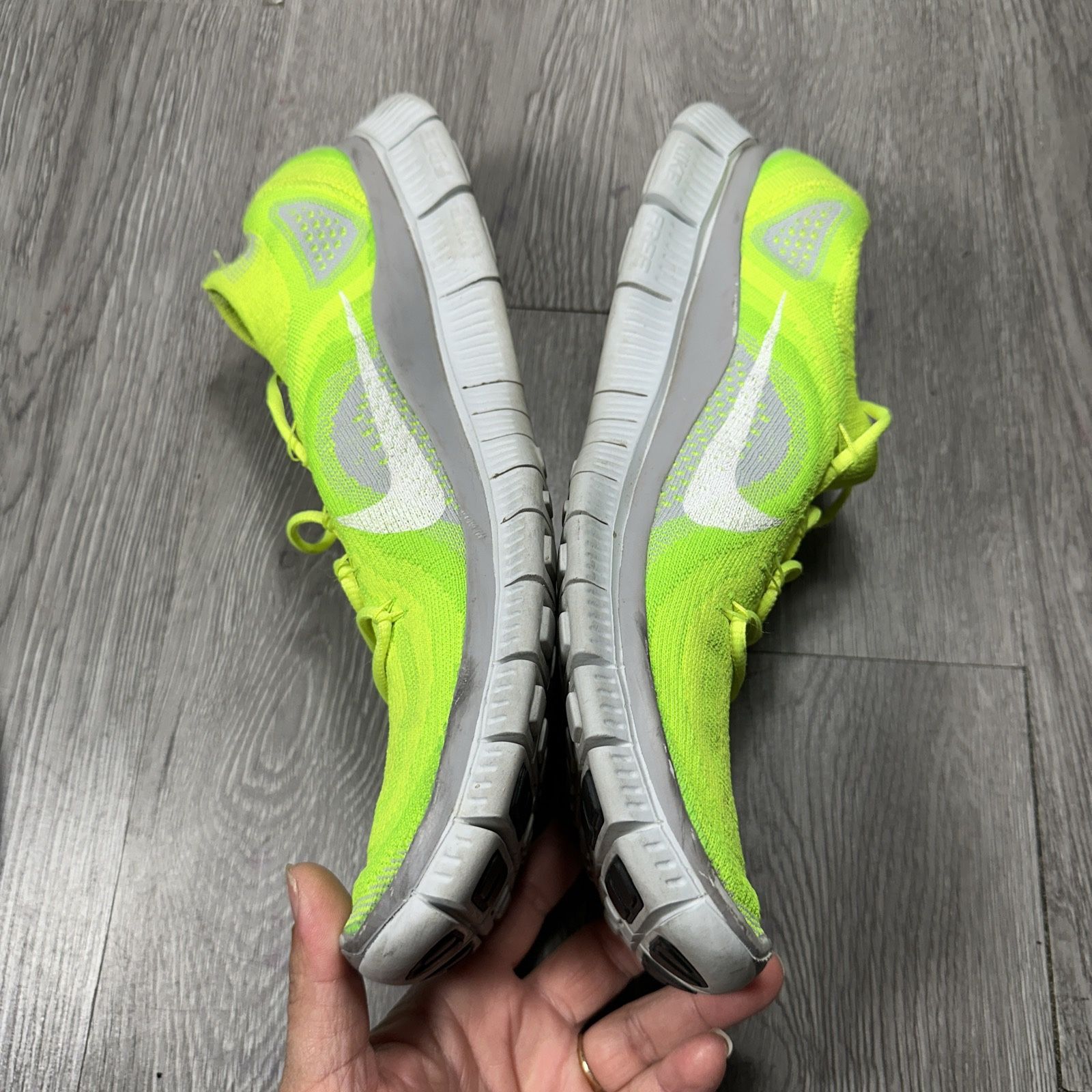 Nike Free Flyknit Mens Size 11 Running Shoes Sneakers Volt