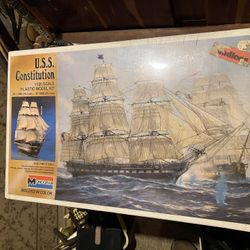 VINTAGE MONOGRAM USS CONSTITUTION 1/120 SCALE MODEL SHIP KIT # 3705