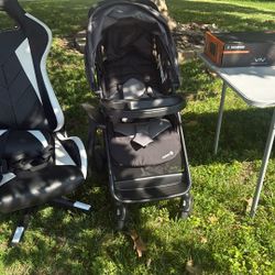 Stroller 