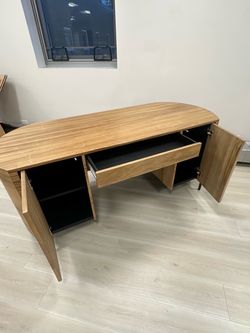 Modern Curved Wood Reception Desk / Executive Office Desk with Storage