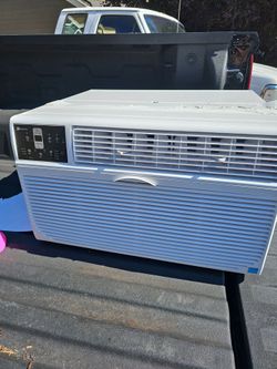 Season wall ac ( in wall type)