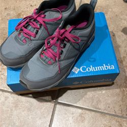 COLUMBIA WOMEN’S TRAIL SHOES
