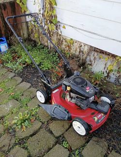Toro Self-Propelled Lawn Mower