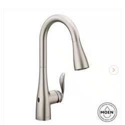 MOEN Arbor Spot Resist Stainless 15.5 in. H Touchless Pull Down Sprayer Kitchen Faucet with 360 Degree Spout Swivel