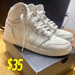 Air Jordan triple white size 7