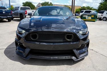 2019 Ford Mustang GT premium Coupe 2D