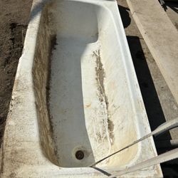 Tub