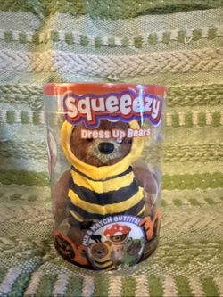 Squeeezy Halloween Bears - BUMBLE BEE. Squishy Bear. Brand New NEW in BOX