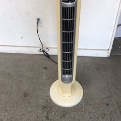 Tower fan good working condition