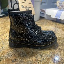 D, Martins Boots 🥾 Hi Bk/silver No Box Size 6,10Infant And 12, 2 Kids