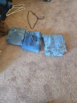 3 pairs of wrangler jeans 34x34