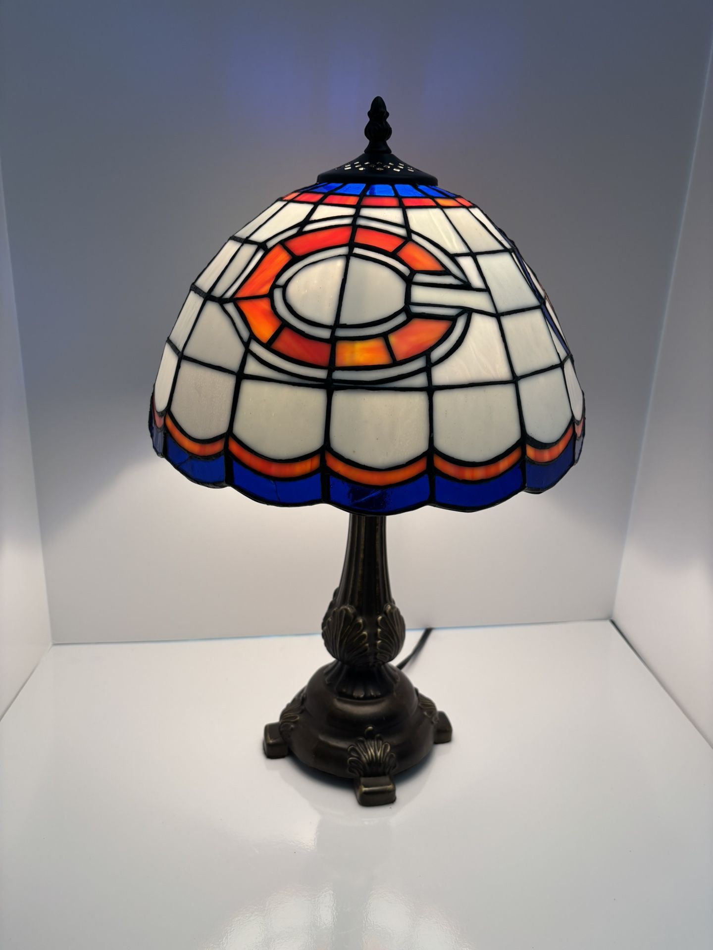 Chicago Bears Vintage Tiffany Table Lamp