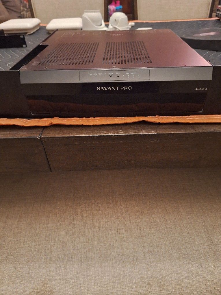 Savant Pro Audio 4