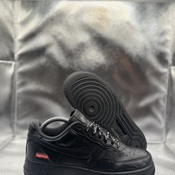 Nike Air Force 1 low supreme black