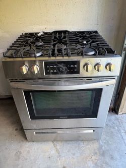 Frigidaire Stainless Steel Gas Range