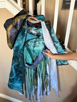 Descendants 2- Uma costume