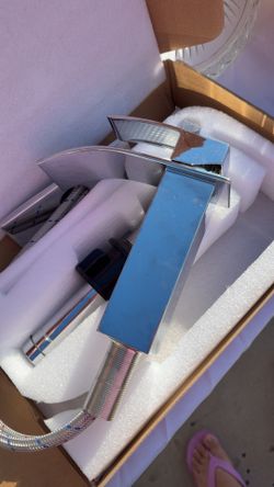 Chrome Bathroom Faucet Waterfall