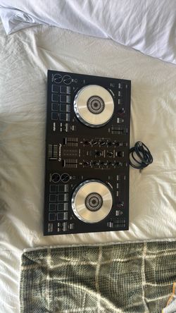 Pioneer DJ DDJ-SB3 DJ Controller