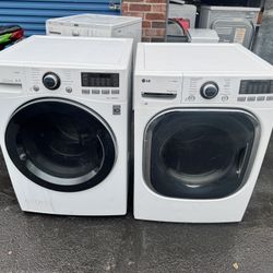 Lg Washer And Dryer Set 