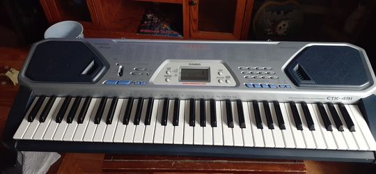 2 CASIO KEYBOARDS 1 YAMAHA KEYBOARD $25 $35 $40 READ BELOW 