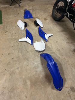 2010 YZ250F Yamaha dirt bike Plastics kit