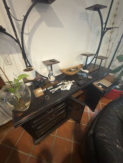 Mahogany Wood Dresser
