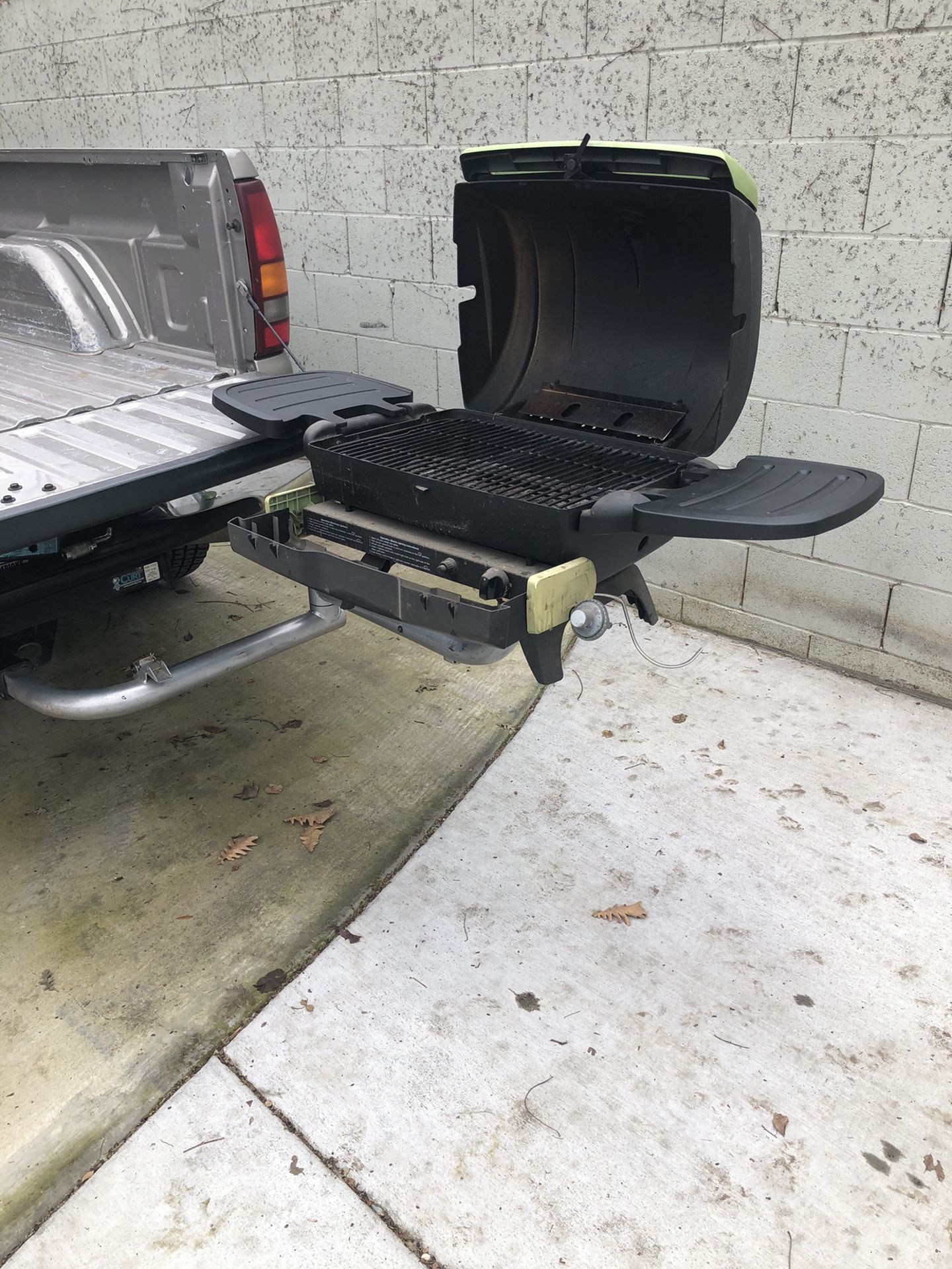 Hitch Tailgate BBQ for tailgating party’s for Sale in Visalia, CA OfferUp
