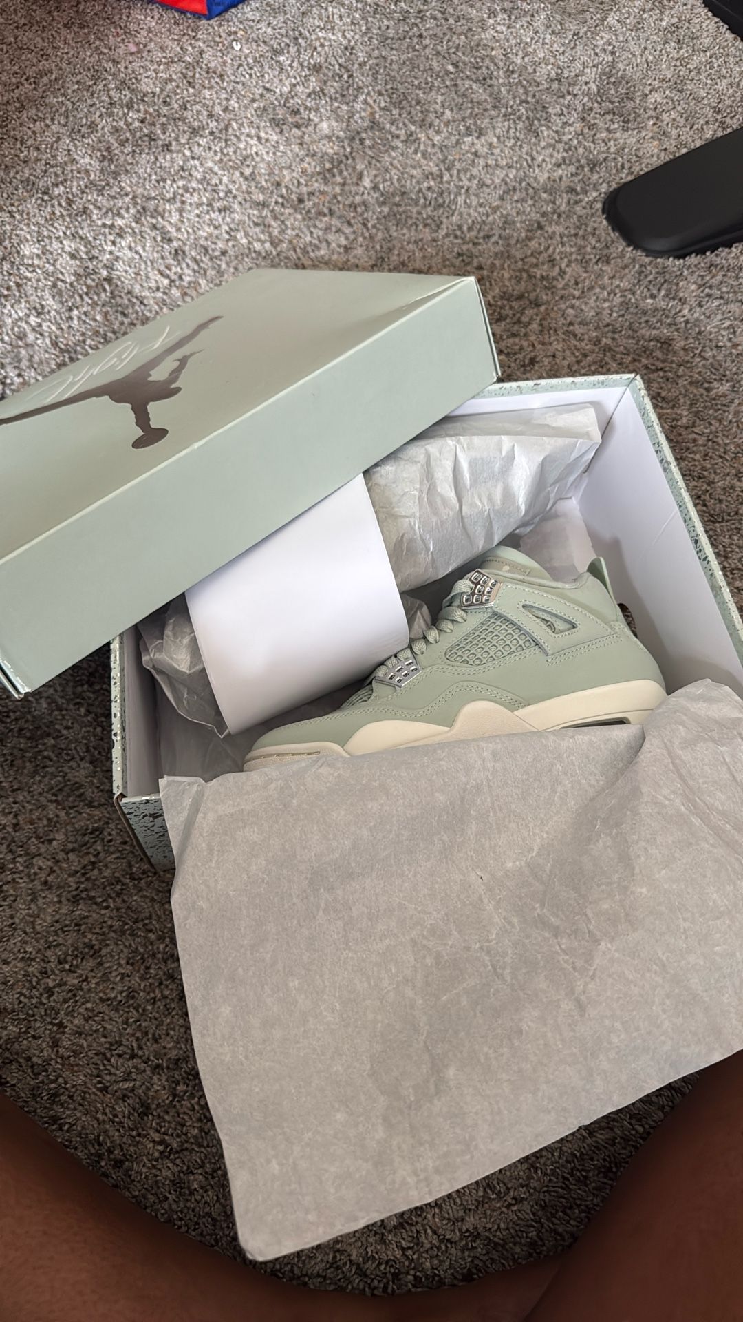 WMNS AIR JORDAN 4 RETRO