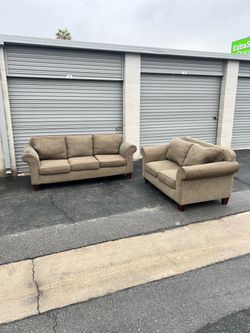 Olive green Fabric Sofa and Loveseat Set