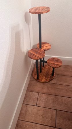 Plant stand