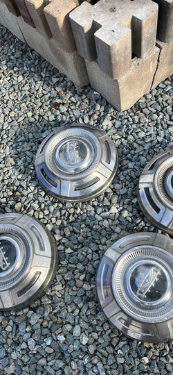 Hub caps