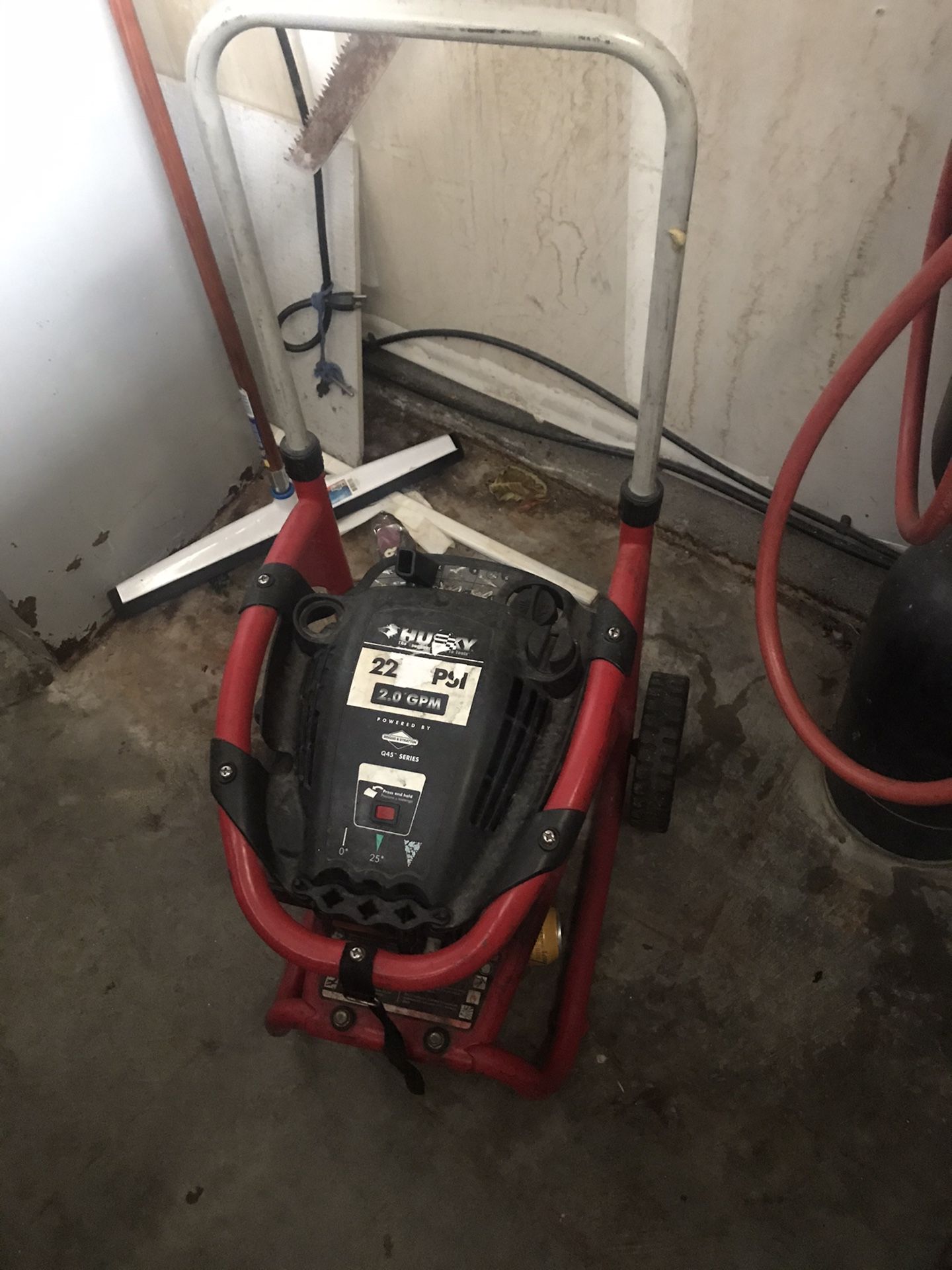 Husky 2600 psi gas powered pressure washer for Sale in San Jose, CA