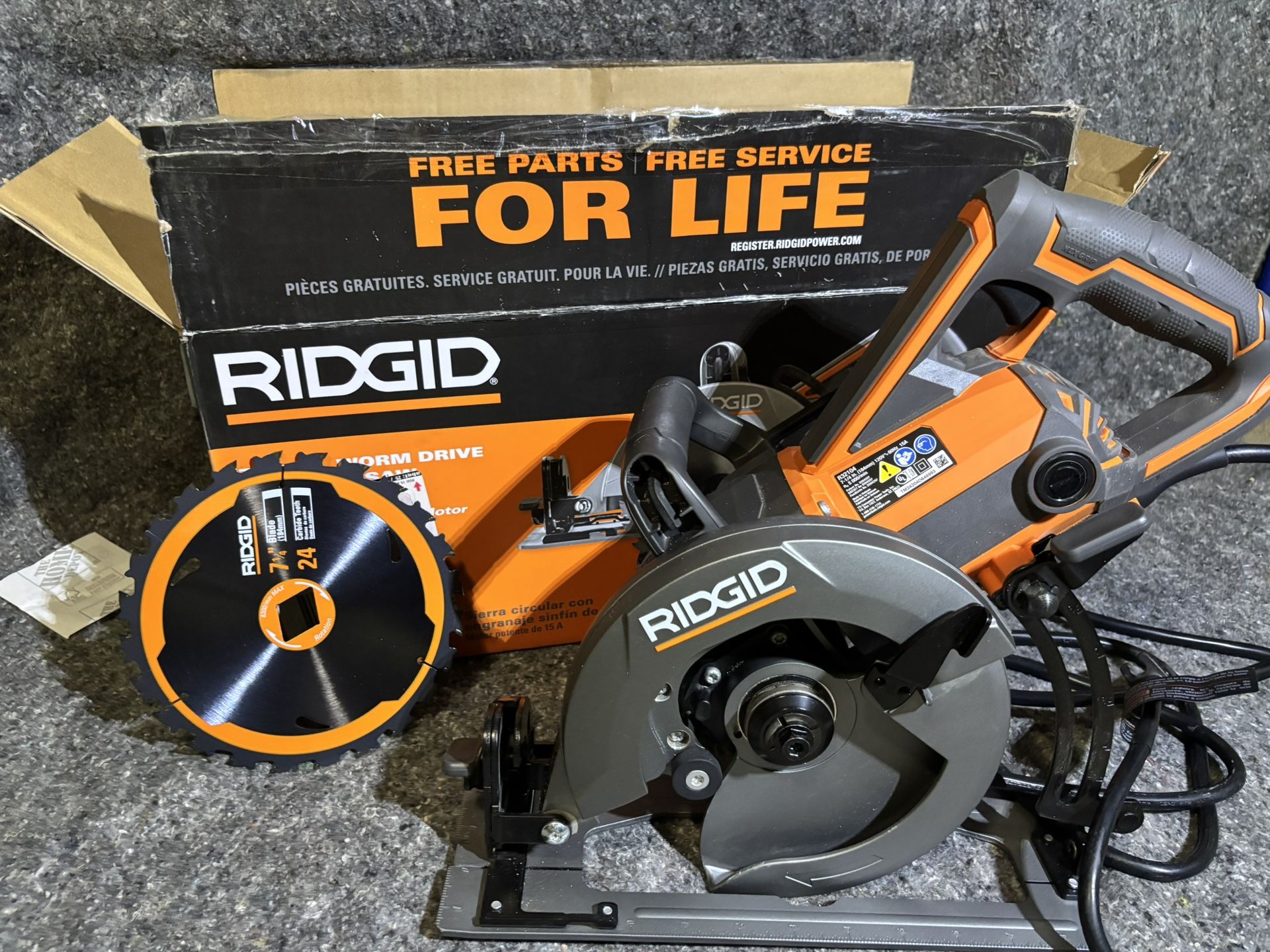 RIDGID THRUCOOL 15 Amp 7-1/4 in. Worm Drive Circular Saw