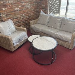 New 4pc Patio Set, Beige/Natural 