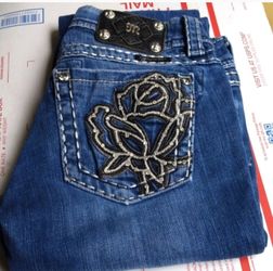 Miss Me Size 27 Capri Style Jeans 