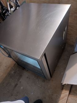 True Refrigerator