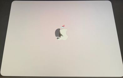 MacBook Air M5 (2026) FOR PARTS ONLY (if you can get into great)!!!!