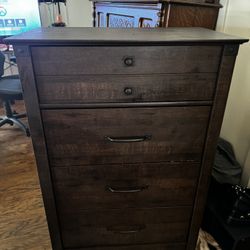 4 Drawer Dresser