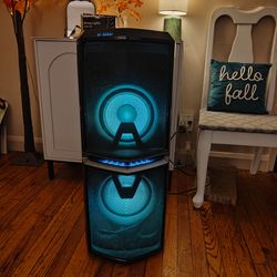 LG XBOOM FH6 600W Bluetooth Party Speaker / Sound System – Karaoke + DJ Lights