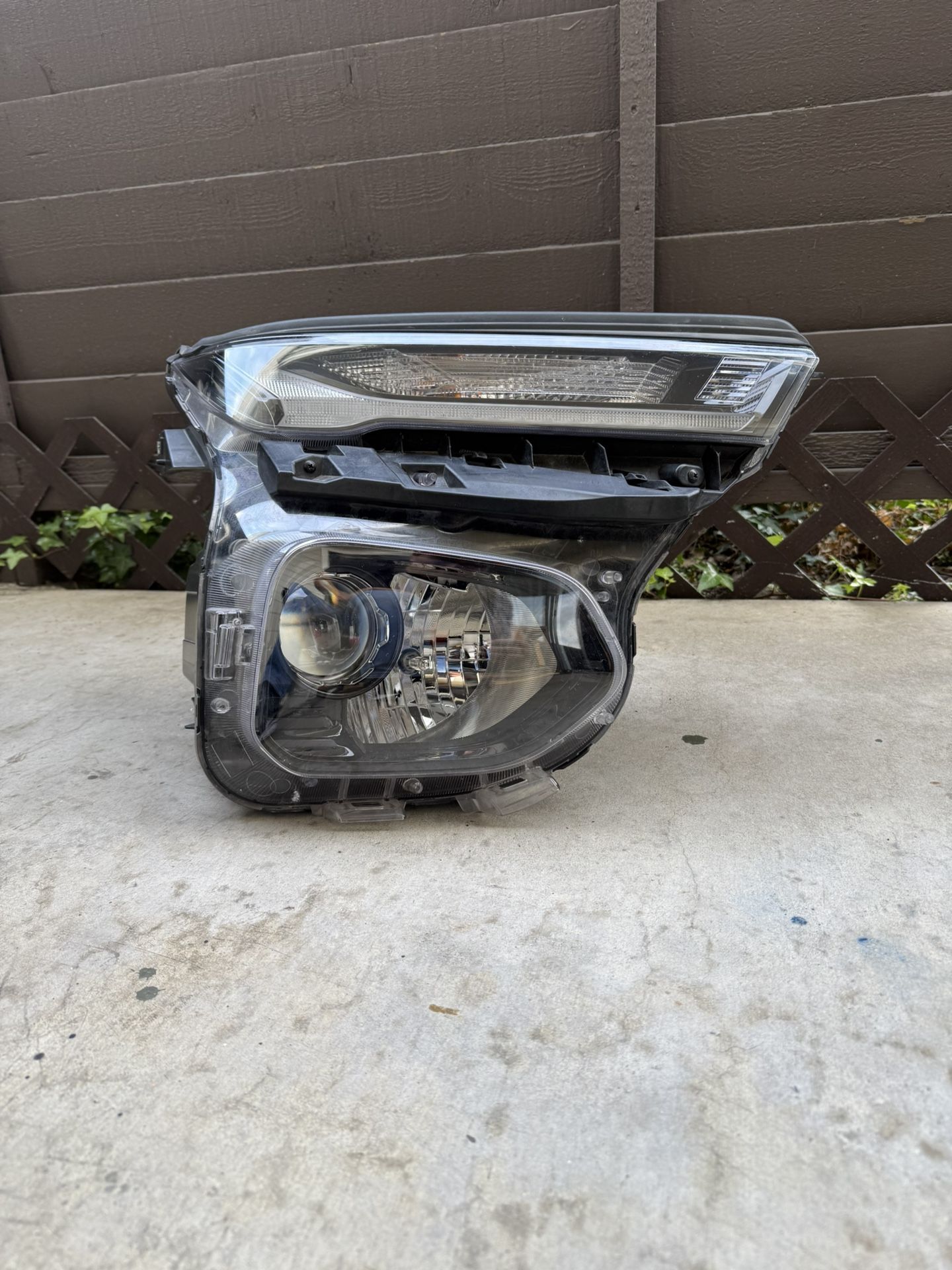 Chevy Trailblazer 2021-2023 Headlight