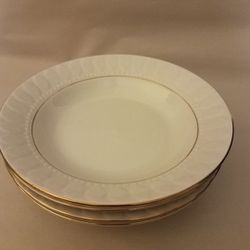 Gibson tuxedo gold rim rimmed white bowls set of 4