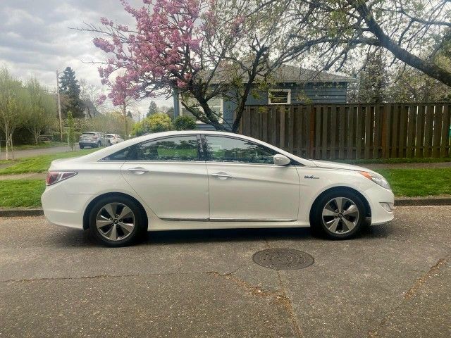 2012 Hyundai Sonata Hybrid