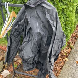 Heavy Duty Rain Jacket With Pants 👖 Perfect For Outdoors Rainy Days Size L